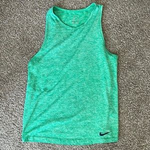 Nike running tank